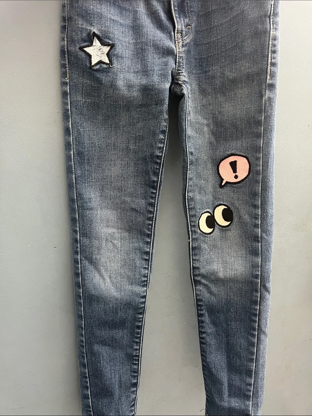 Levi's Girls Blue Denim Jeans with Patch Details